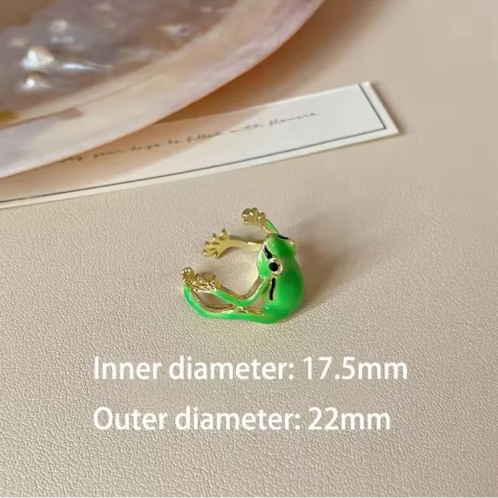 Green Frog Ring | Animal Jewelry | Reptile Lover Gift | Cute Statement Ring